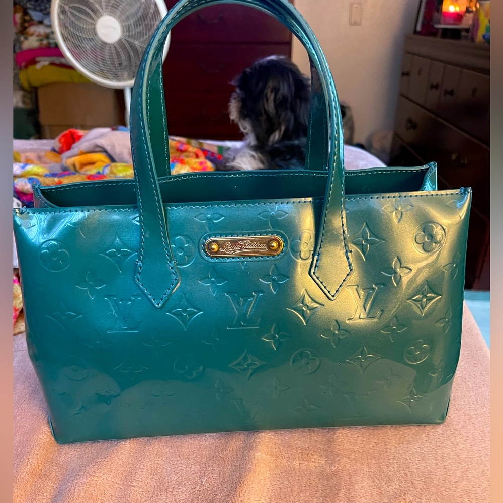 Louis Vuitton Green Vernis Wilshire PM Bag* Authentic - Picture 2 of 14